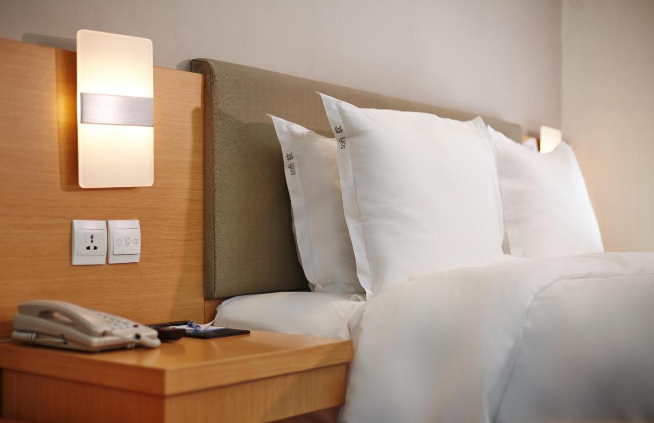 Holiday Inn Express Tangshan Downtown By Ihg Exterior photo