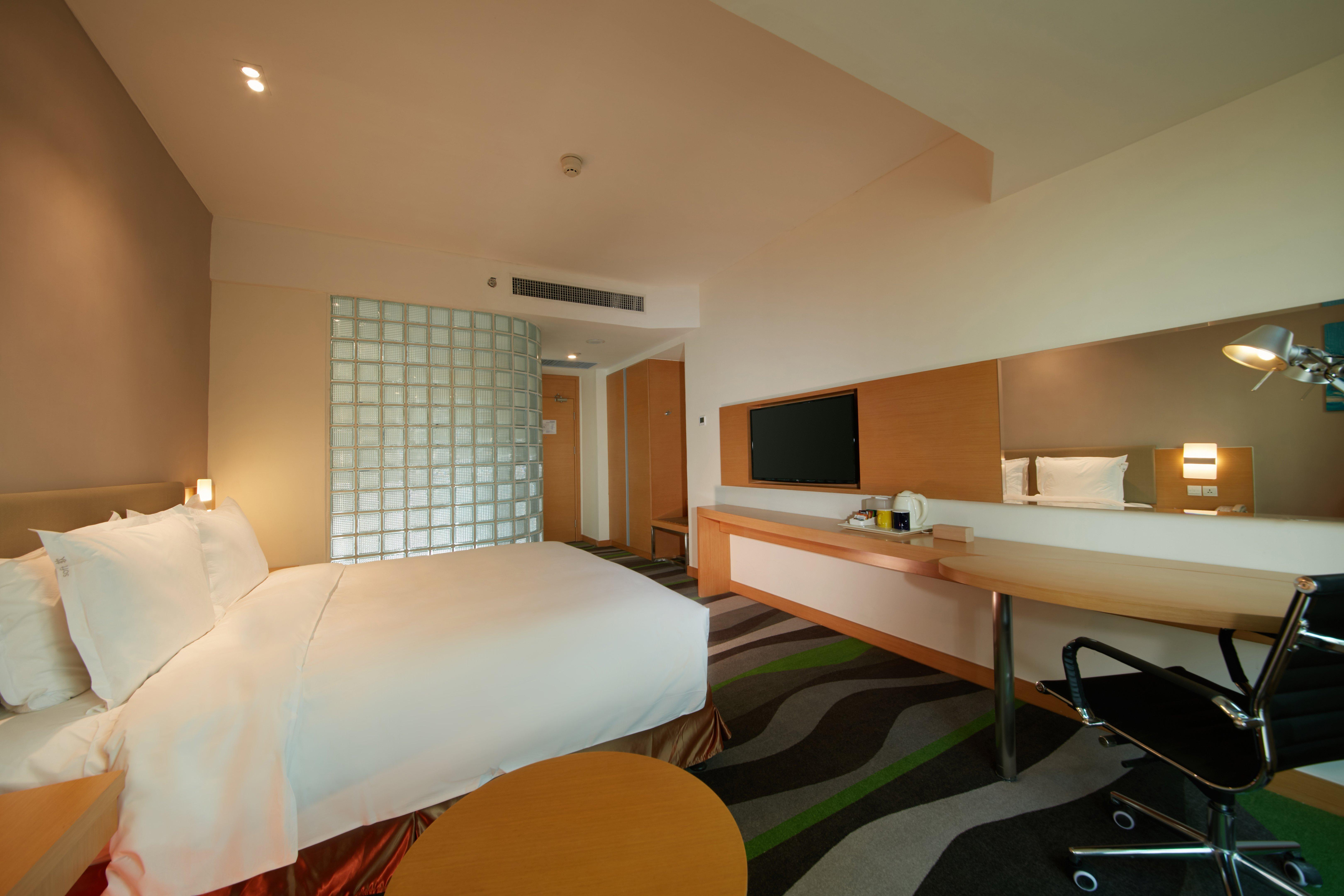 Holiday Inn Express Tangshan Downtown By Ihg Exterior photo